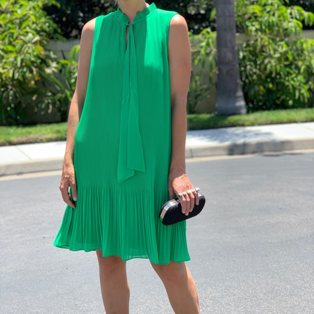 Green Pleated Short Dress